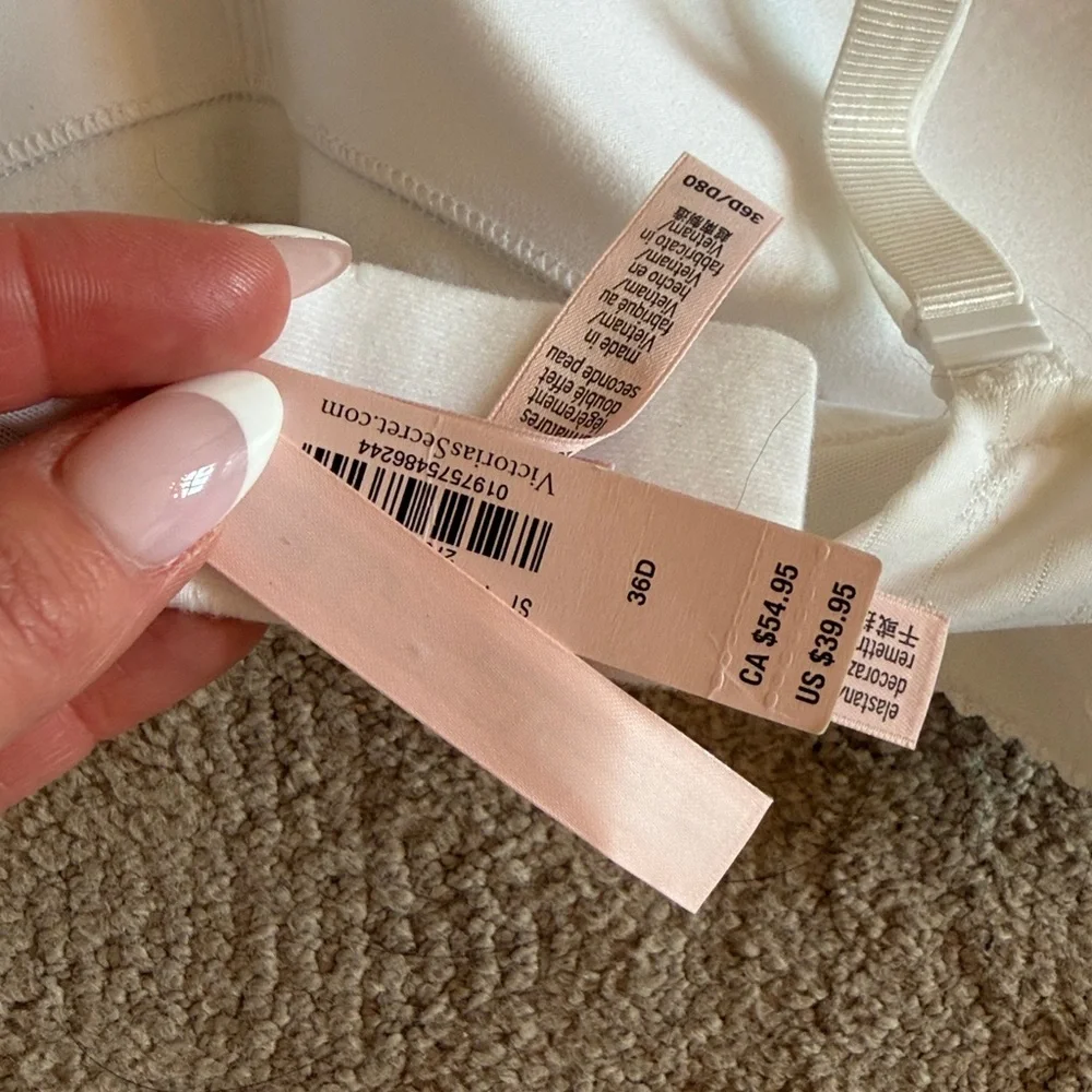 NWT Victoria's Secret Lightly Lined Wireless T-Shirt Bra - Picture 4 of 8